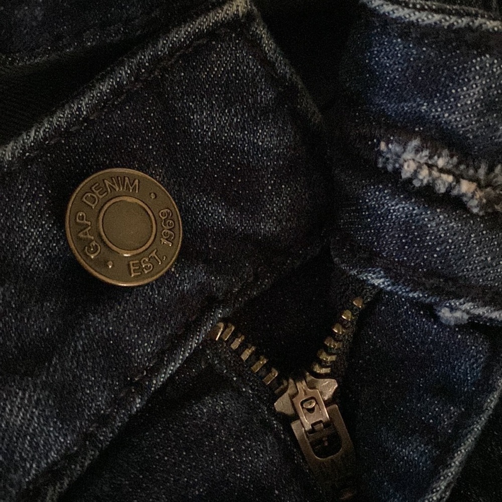 Gap Jeans - Picture 6 of 6